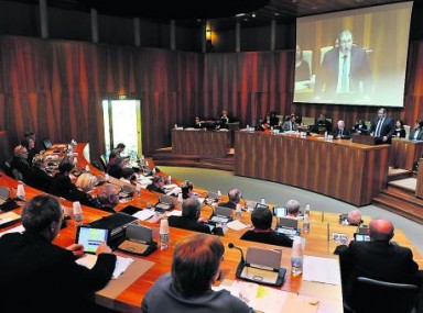 - DDM MARC SALVET - SEANCE DU CONSEIL DEPARTEMENTAL PRESIDEE PAR SERGE RIGAL DOB