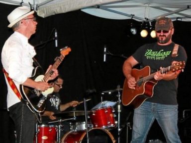 Kevin Buckley et son groupe